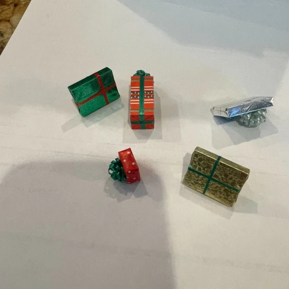 Miniature Dollhouse Wrapped Christmas Gifts Handmade Lot of 5